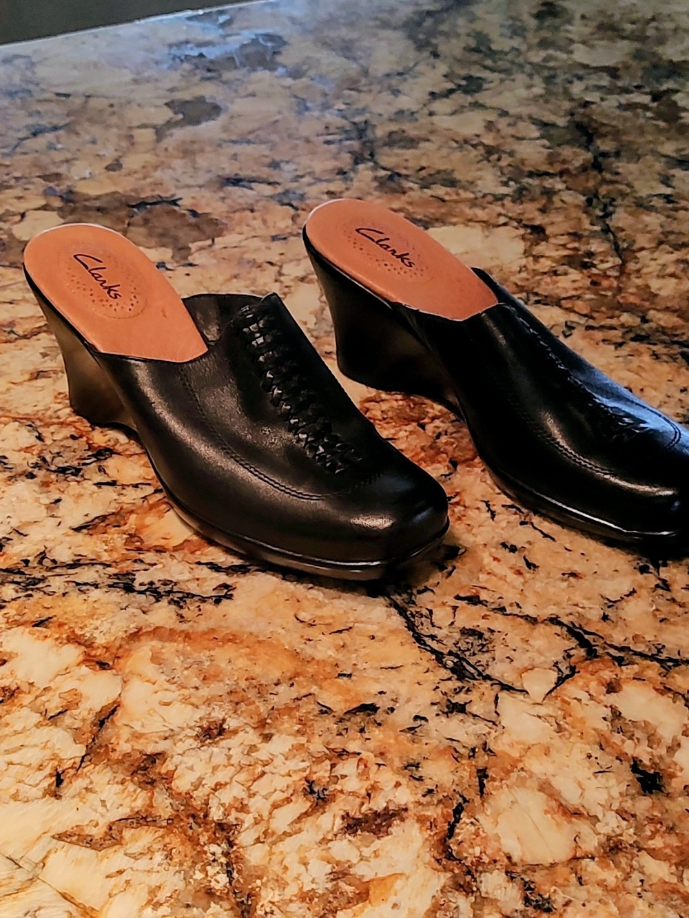 Clarks Athens Upper Leather Mules Black US 9W - Picture 4 of 8